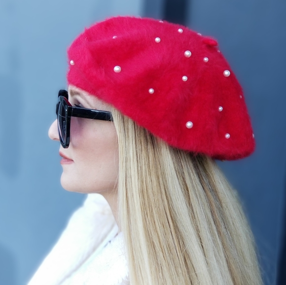 Red Womens soft Pearl detailed Fuzzy Hat fall winter gift - Picture 2 of 6